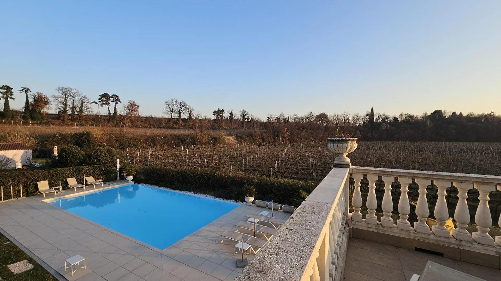 Residenza Pastrengo Apartments - Regarda Travel 0*,  Italien