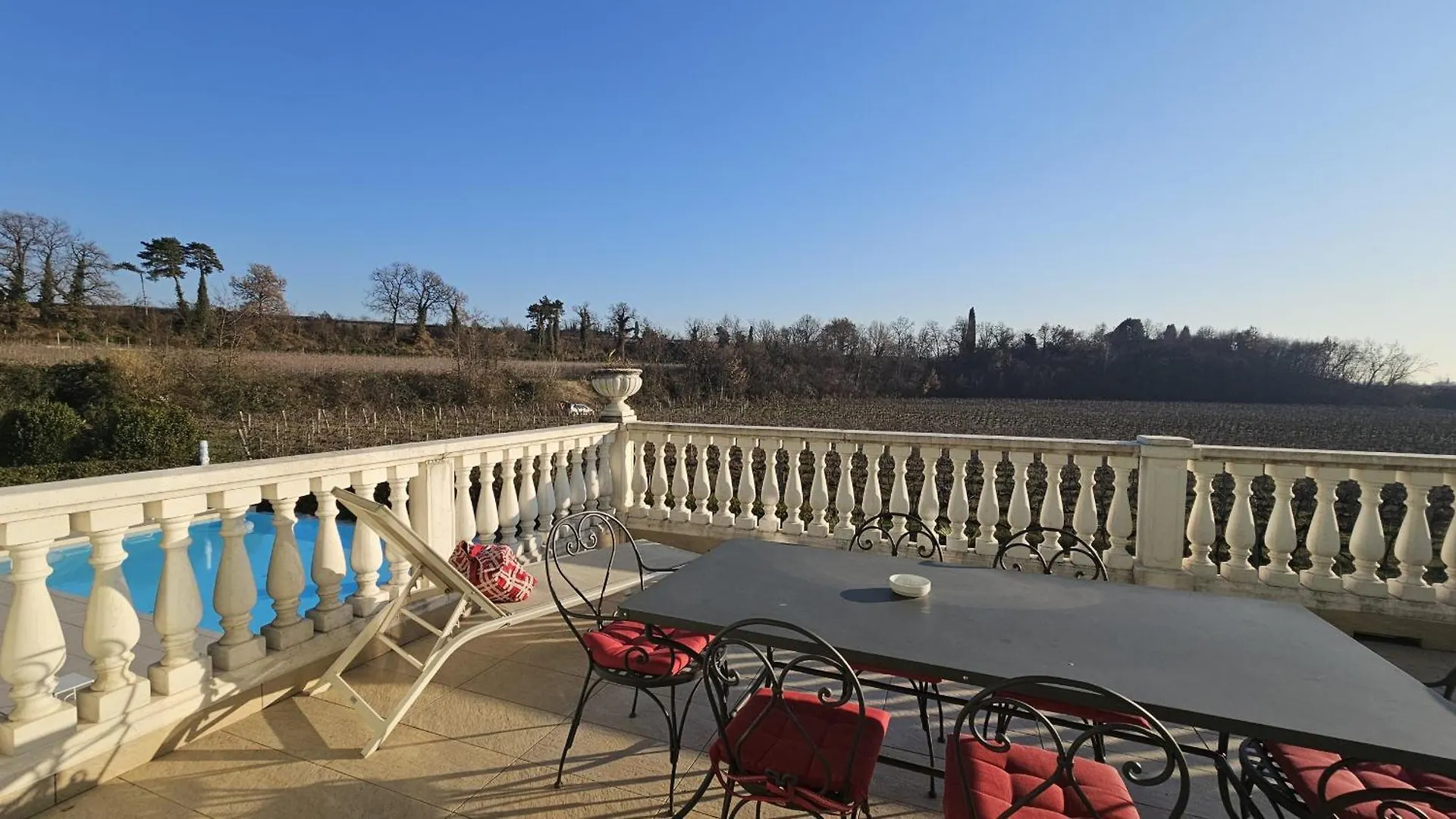 Residenza Pastrengo Apartments - Regarda Travel 0*,