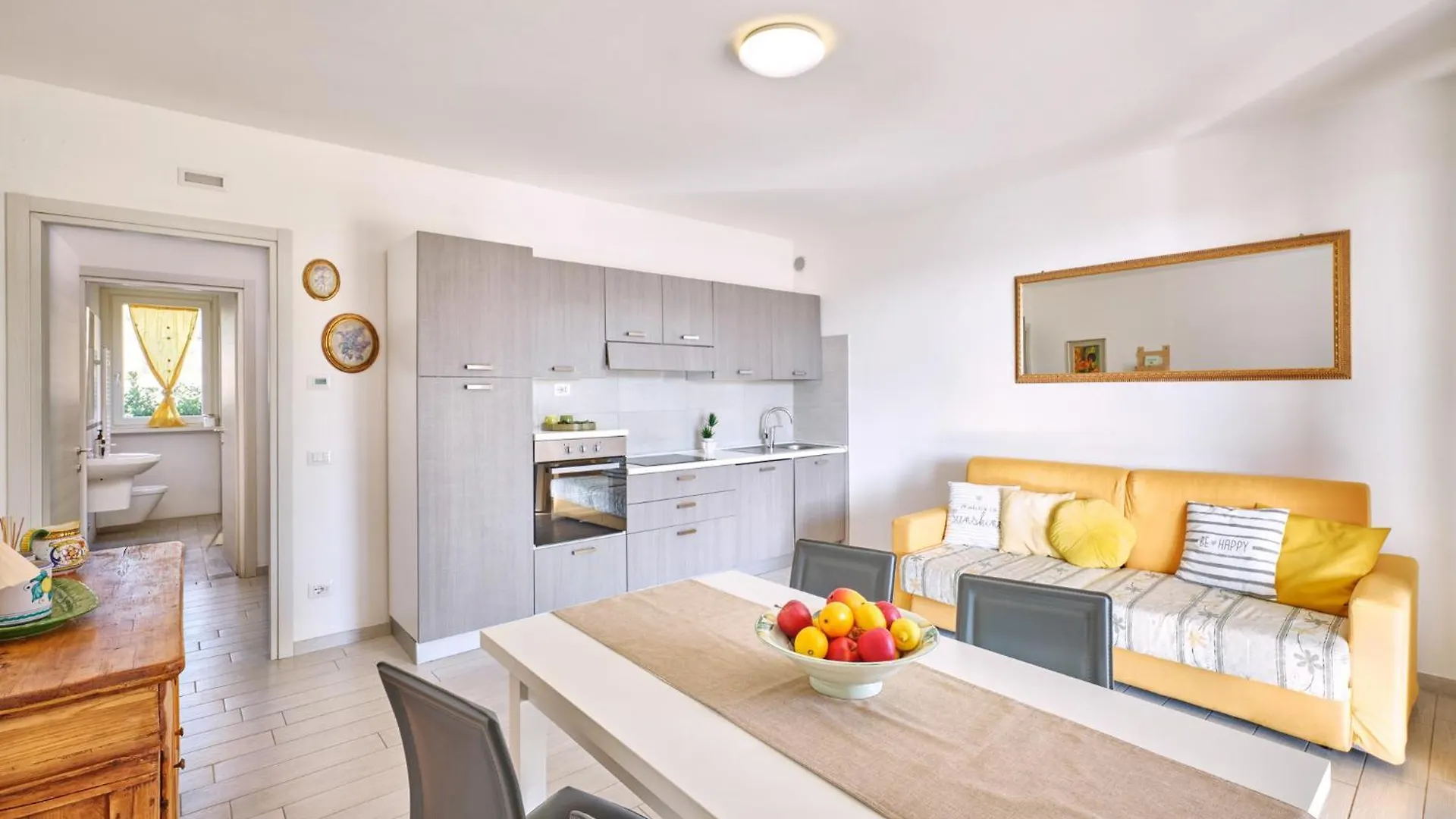 Residenza Pastrengo Apartments - Regarda Travel