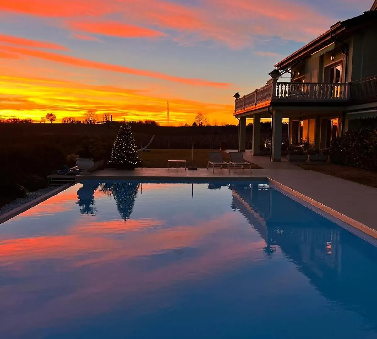 Residenza Pastrengo Apartments - Regarda Travel