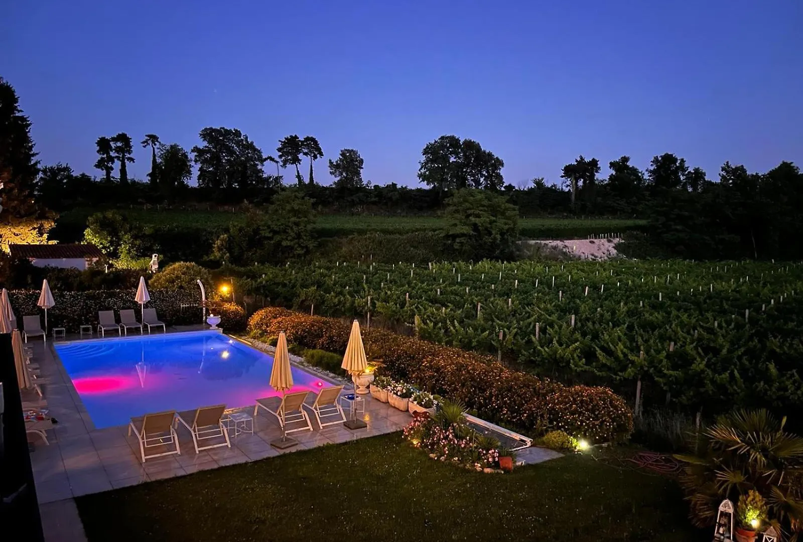 Residenza Pastrengo Apartments - Regarda Travel